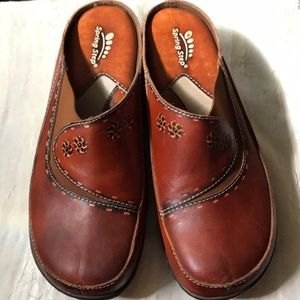 L’ARTISE, by Spring Step CHINO women’s clogs